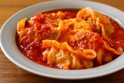 餃子のラビオリ風 トマトソース