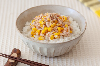 コクうまツナコーンマヨ丼