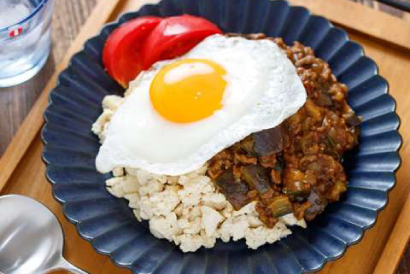 豆腐ライス de なすの<br>和風キーマカレー