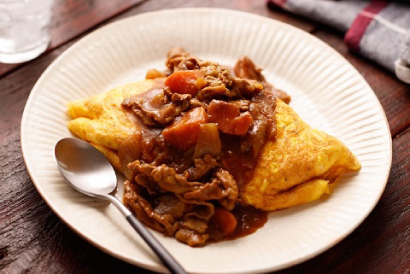 カレーのリメイク♪カレーオムライス