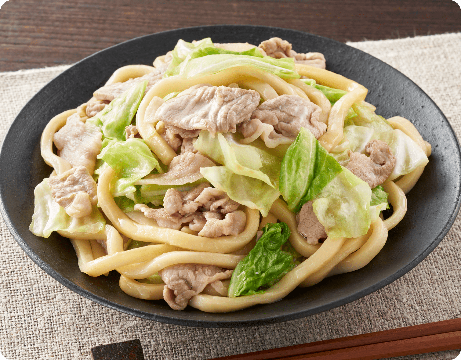 出汁うま豚焼きうどん