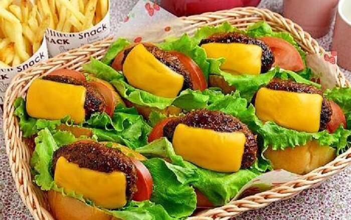 お花見に喜ばれる♪持ち寄りおすすめレシピ特集