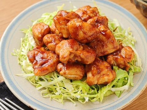 ガーリック＆ペッパーとコリアンホットで辛旨チキン